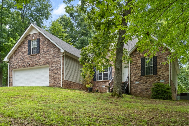 3877 Lake Rd in Woodlawn, TN - Building Photo - Building Photo