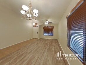 140 W Grey Stone St in San Tan Valley, AZ - Building Photo - Building Photo