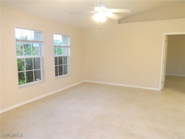 1301 NE 12th Pl