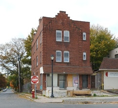 451 Washington St in Hartford, CT - Foto de edificio - Building Photo