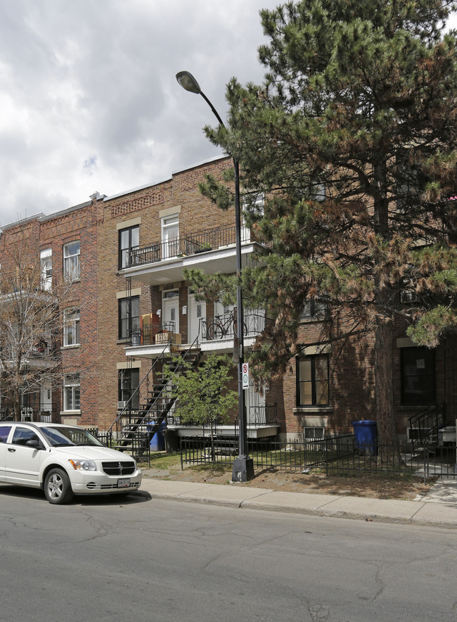 737-747 3e in Montréal, QC - Building Photo - Primary Photo