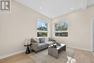 8 Boylen St in Toronto, ON - Building Photo - Building Photo