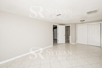 5405 Trouble Creek Rd in New Port Richey, FL - Building Photo - Building Photo