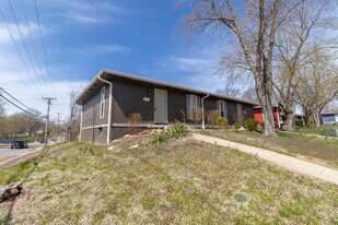 201 Wheaton Ct in Columbia, MO - Building Photo