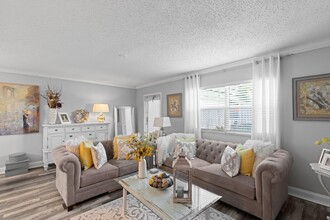122 Waterford D in Delray Beach, FL - Building Photo - Building Photo
