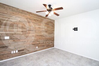5629 W Montebello Way in Florence, AZ - Building Photo - Building Photo