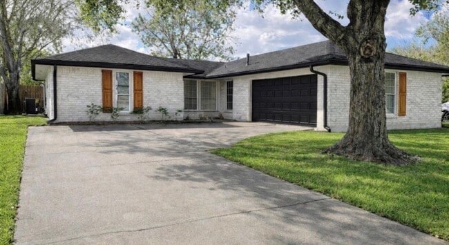 10322 Sageburrow Dr