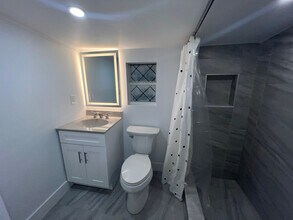 6439 Willow Wood Ln in Tampa, FL - Building Photo - Building Photo