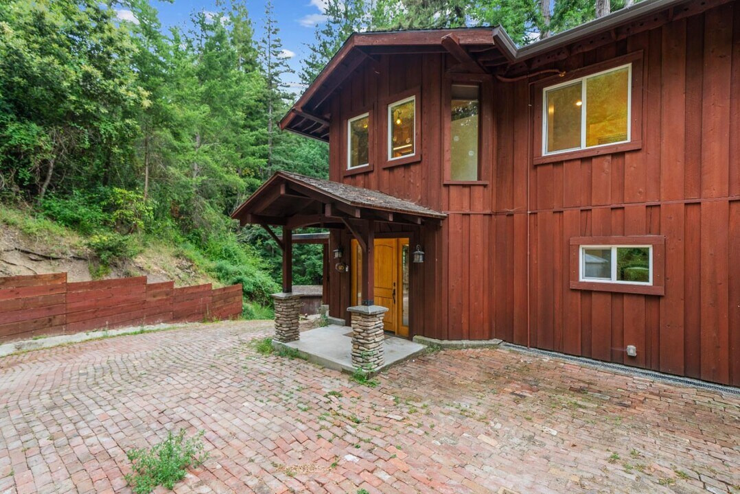 12970 CA-9 in Boulder Creek, CA - Building Photo