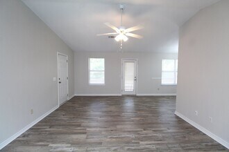 3004 Myrshine Dr in Pensacola, FL - Building Photo - Building Photo