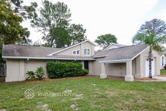 7303 Box Elder Dr in Port Richey, FL - Building Photo - Building Photo