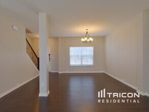 715 Pollyanna Dr in Greenville, SC - Foto de edificio - Building Photo