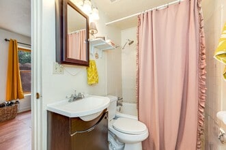 537 Kathryn Ave in Santa Fe, NM - Building Photo - Building Photo