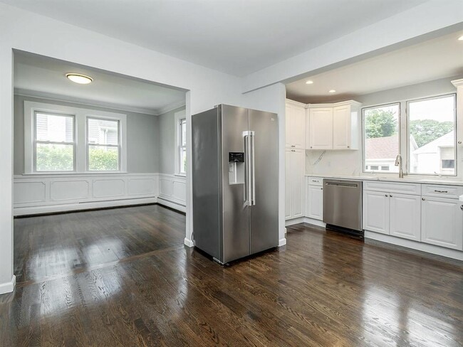 33 Avenue B, Unit 33