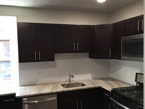 4617 Cedar Ave in Philadelphia, PA - Building Photo - Building Photo