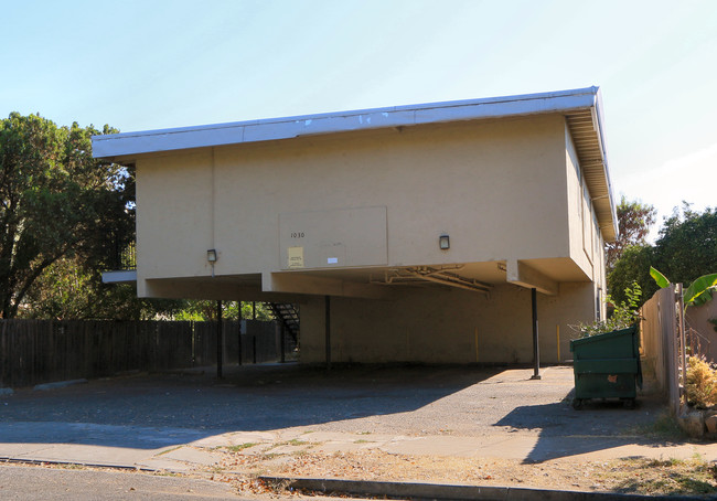 1030 S Grant St in Stockton, CA - Building Photo - Building Photo