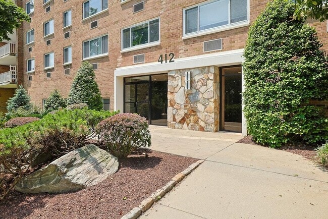 property at 412 Benedict Ave
