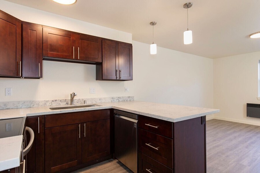1547 NW 63rd St in Seattle, WA - Building Photo