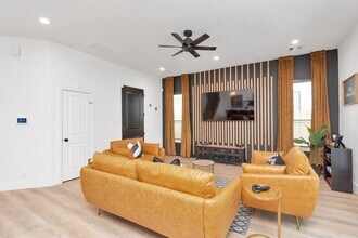 5308 Denmark St in Houston, TX - Building Photo - Building Photo