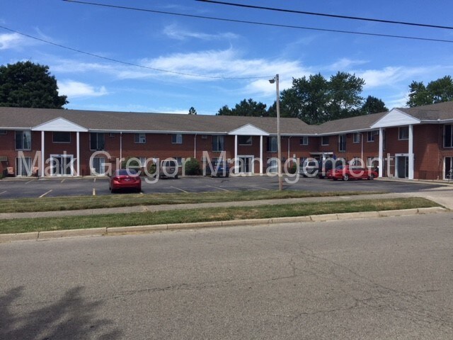 1315 Devon Ave in Kettering, OH - Foto de edificio