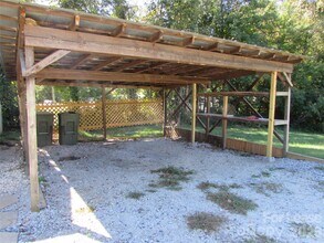 182 Dry Dock Loop in Mooresville, NC - Building Photo - Building Photo