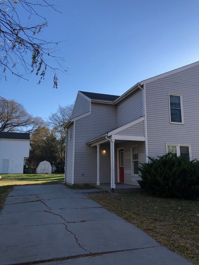 1842 Whittier St in Lincoln, NE - Building Photo - Building Photo