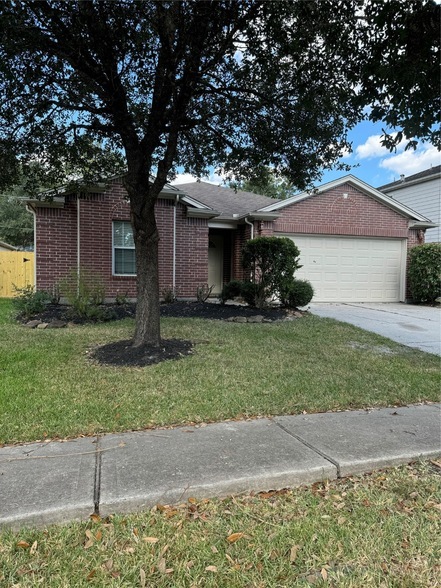 2748 Woodspring Forest Dr, Unit 704 in Houston, TX - Building Photo - Building Photo