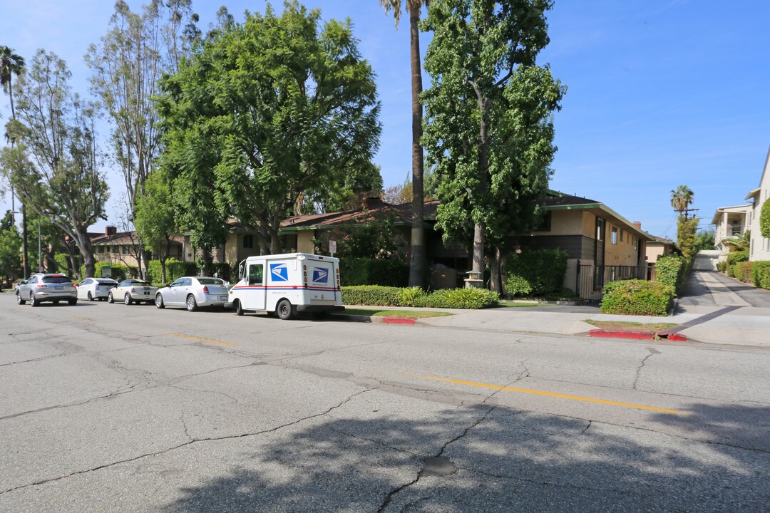 1315 N Central Ave in Glendale, CA - Building Photo