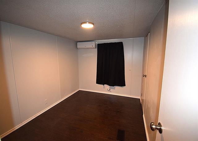 6000 Spring Creek Rd in Malakoff, TX - Building Photo - Building Photo