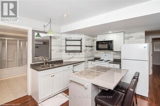 14 Ormonde Ave in St Catharines, ON - Building Photo - Building Photo