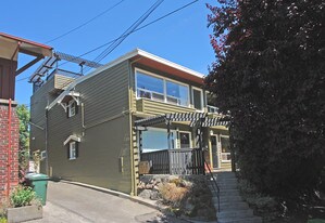 414-420 N 48th St in Seattle, WA - Building Photo
