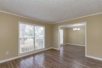 1936 Vaughn Ln in Montgomery, AL - Building Photo - Building Photo