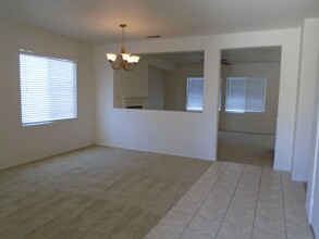 39348 Jacob Dr in Palmdale, CA - Building Photo - Building Photo