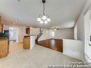 331 Lucille in Converse, TX - Building Photo - Building Photo