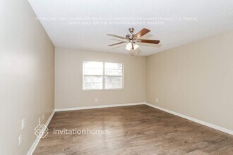 2905 Ripplewood Dr in Seffner, FL - Building Photo - Building Photo