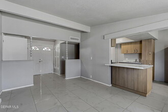 4212 Roxbury Dr in El Paso, TX - Building Photo - Building Photo