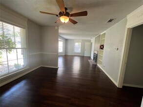 3714 Rockdale Dr in Dallas, TX - Building Photo - Building Photo