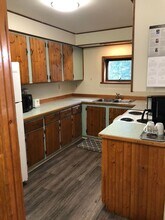 1916 Perkins Dr in Fairbanks, AK - Building Photo - Building Photo