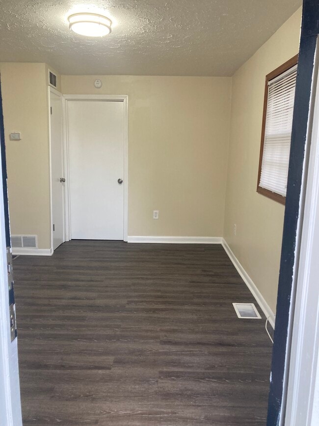3330 Sims St in Atlanta, GA - Building Photo - Building Photo