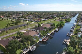 4138 SW 5th Ave in Cape Coral, FL - Building Photo - Building Photo