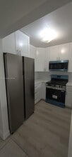 8185 NW 7th St in Miami, FL - Building Photo - Building Photo