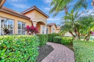 827 SW Grand Reserves Blvd in Port St. Lucie, FL - Building Photo