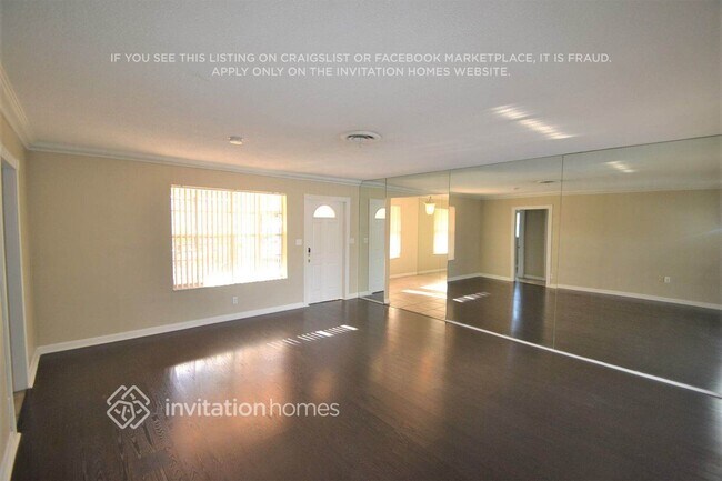 1501 N 46th Ave in Hollywood, FL - Foto de edificio - Building Photo