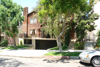 557 E San Jose Ave in Burbank, CA - Building Photo - Building Photo