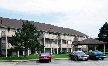 LongLeaf Apartments in Grand Island, NE - Building Photo