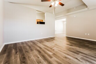 11730 Lynn Brook Cir in Seffner, FL - Building Photo - Building Photo