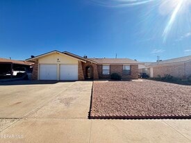 5604 Van Horn Dr in El Paso, TX - Building Photo
