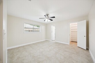 942 Seagate Ln in Houston, TX - Building Photo - Building Photo