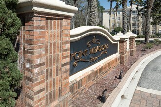 Point Meadows Place in Jacksonville, FL - Foto de edificio - Other