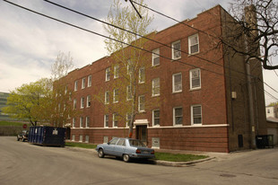 1744-1752 W Rascher Ave Apartments